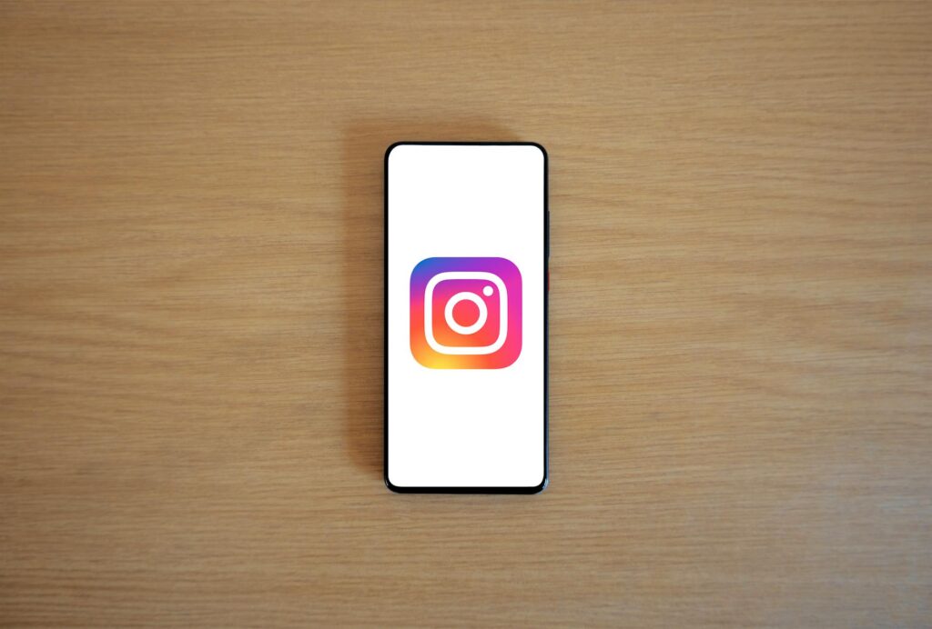 Illustration : automatiser publication instagram